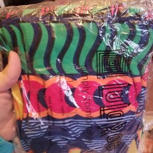 LuLaRoe leggings